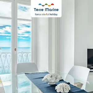 Salty Sky Flat , Terre Marine , Corniglia Italie